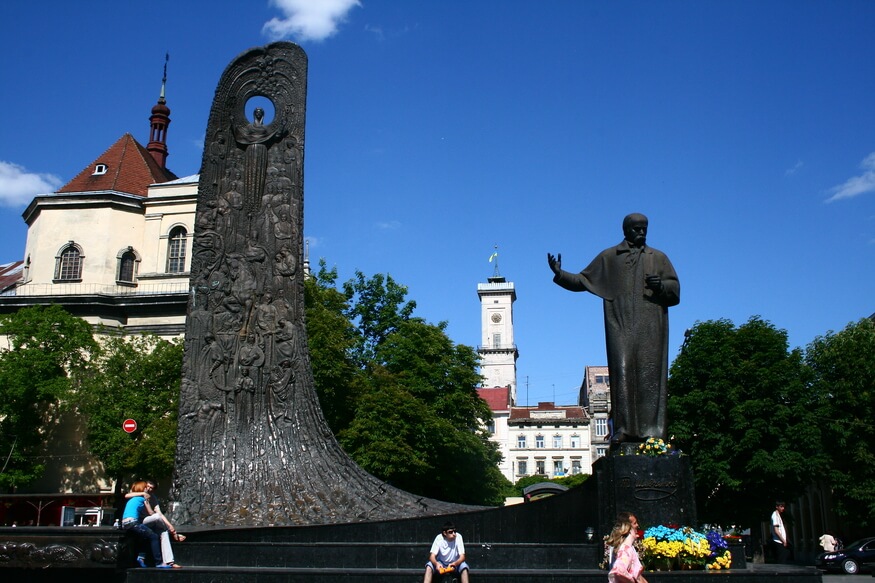 Львів оглядовий